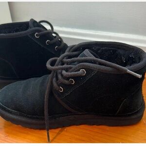 UGG Neumel Shoes